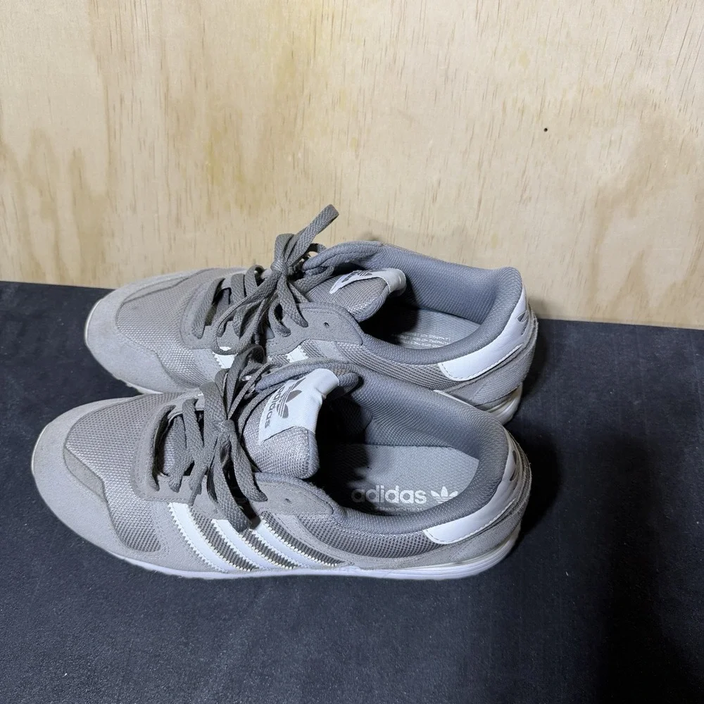 Adidas Originals ZX 700 Mens 10.5 Gray White Suede Mesh Retro Sneakers BB1213